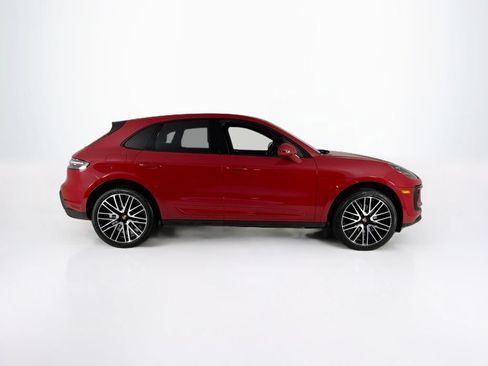 Used 2023 Porsche Macan Turbo AWD/4WD image 6