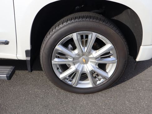 Certified 2025 Chevrolet Silverado 1500 High Country image 40