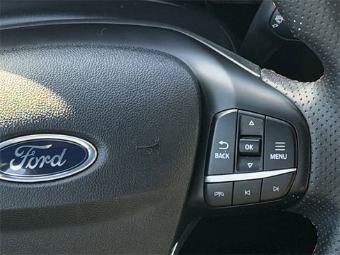 Used 2025 Ford Escape ST-Line image 13