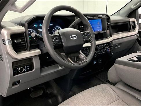 Used 2024 Ford F350 XL w/ 360-Degree Camera Package RWD image 17