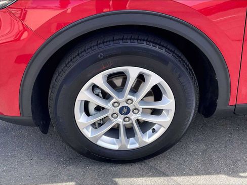 Used 2022 Ford Escape SE FWD image 12