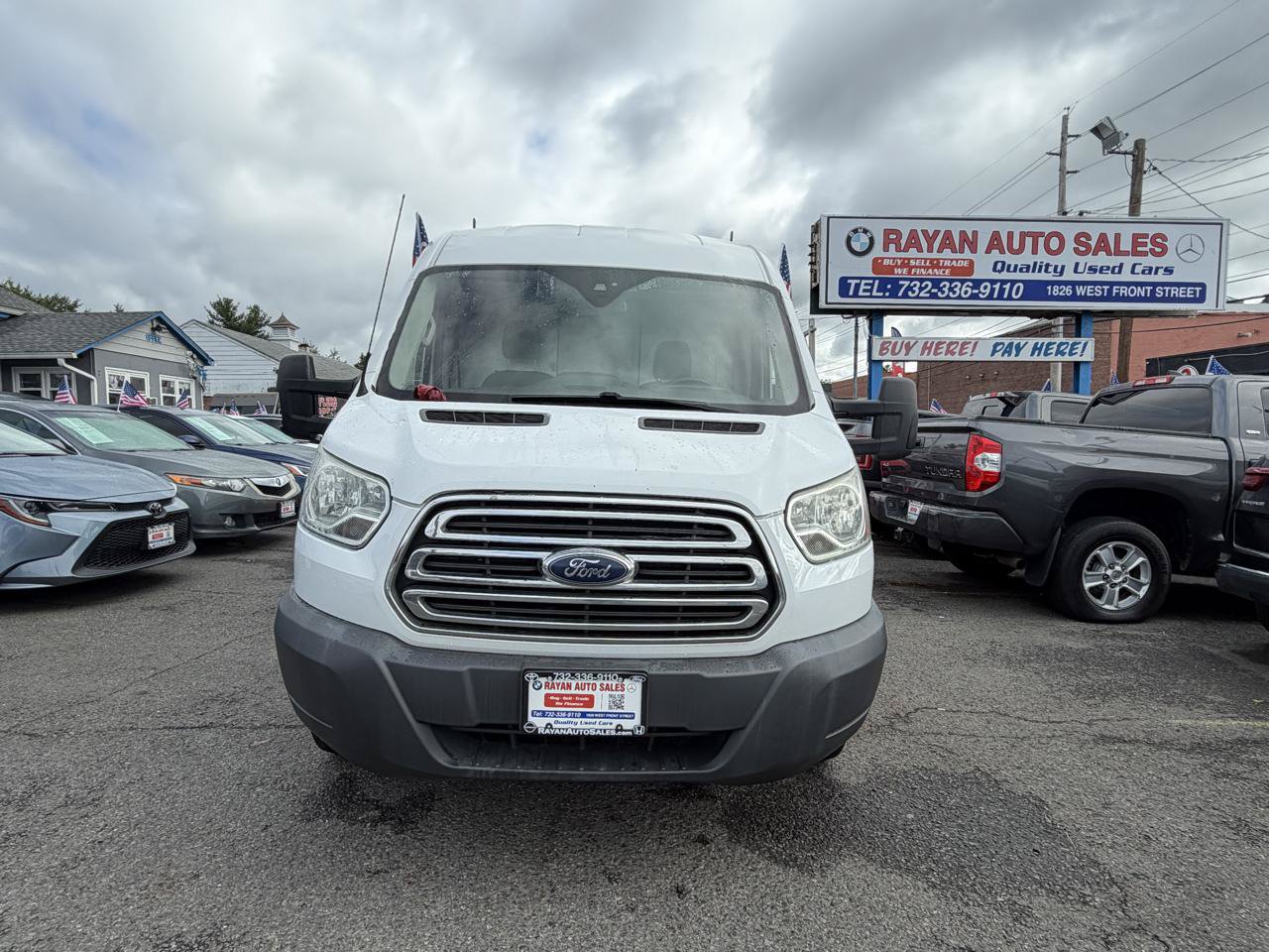 Used 2015 Ford Transit 250 148 Medium Roof w/ Interior Upgrade Package RWD image 4