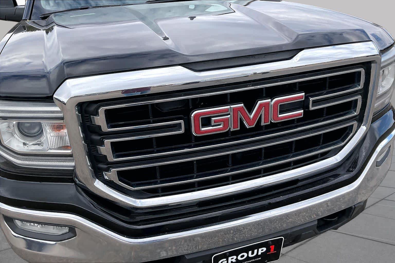 Used 2018 GMC Sierra 1500 SLE w/ SLE Value Package AWD/4WD image 28