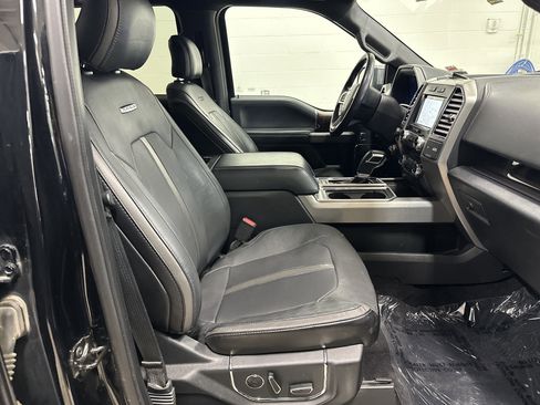 Used 2016 Ford F150 Platinum w/ Equipment Group 701A Luxury image 33