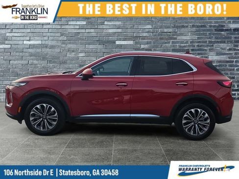 Used 2025 Buick Envision Preferred AWD/4WD image 2