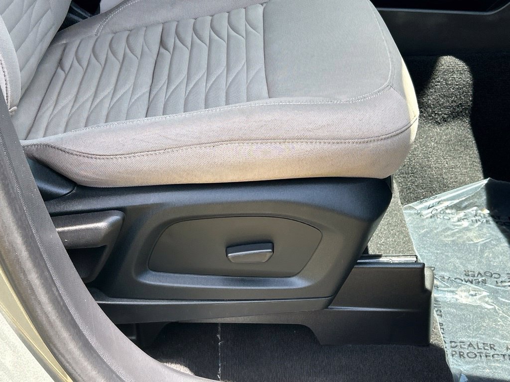 Used 2020 Ford Explorer XLT w/ Comfort Package RWD image 39