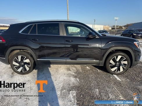 Used 2024 Volkswagen Atlas Cross Sport SEL image 6