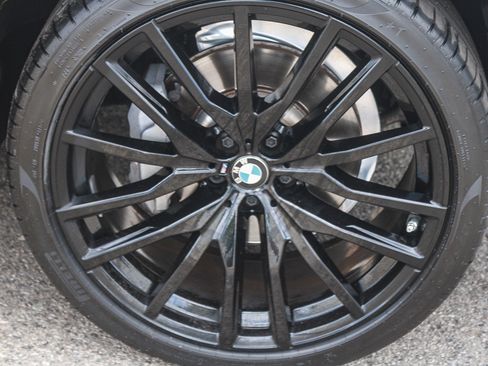 Used 2023 BMW X5 sDrive40i w/ M Sport Package RWD image 10