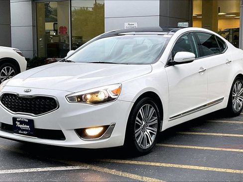 Used 2016 Kia Cadenza Premium FWD image 15