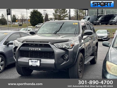 Used 2016 Toyota 4Runner SR5 image 1