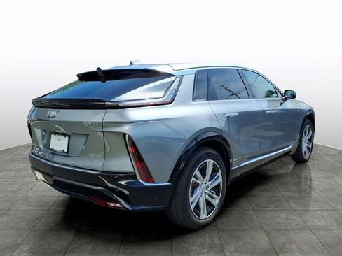Certified 2024 Cadillac Lyriq Tech AWD/4WD image 5