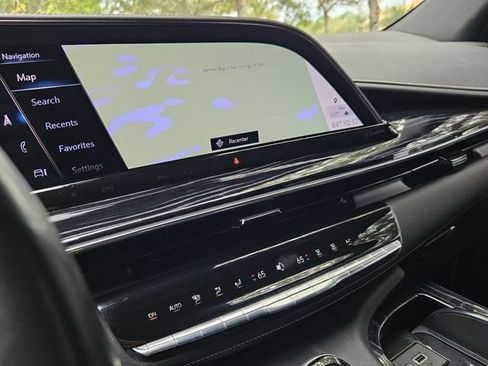 Certified 2022 Cadillac Escalade ESV Sport w/ Touring Package AWD/4WD image 8