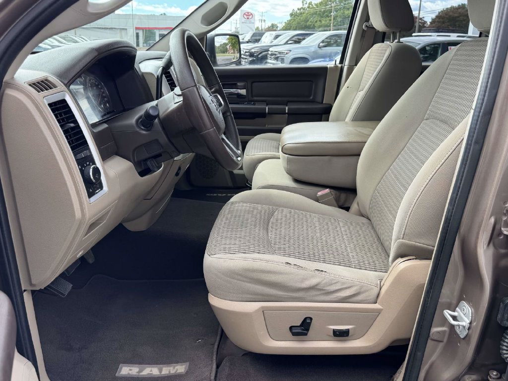 Used 2009 Dodge Ram 1500 Truck SLT w/ Popular Equipment Group AWD/4WD image 19