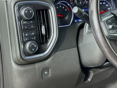 Used 2019 Chevrolet Silverado 1500 RST AWD/4WD image 12