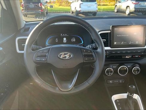 New 2026 Hyundai Venue SEL image 14