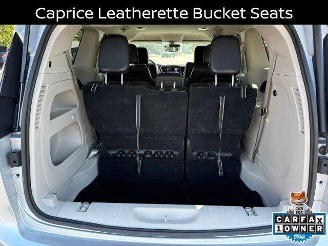 Used 2023 Chrysler Pacifica Touring-L AWD/4WD image 31