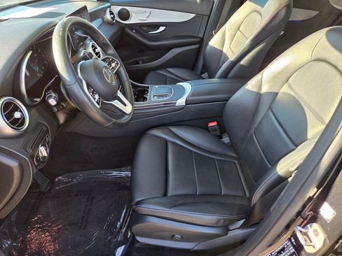 Used 2022 Mercedes-Benz GLC 300 GLC 300 image 10