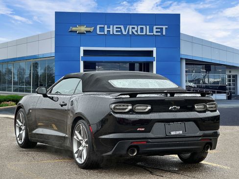 Certified 2021 Chevrolet Camaro LT w/ RS Package image 3