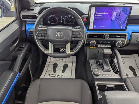 Used 2024 Toyota Tacoma TRD Sport w/ TRD Sport Upgrade Package image 20