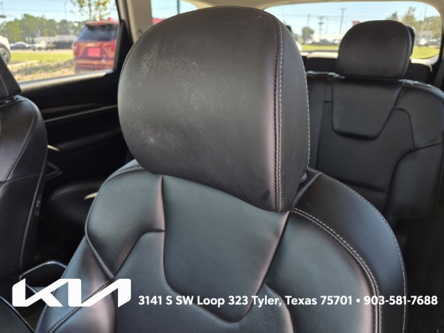 Certified 2024 Kia Telluride LX FWD image 19