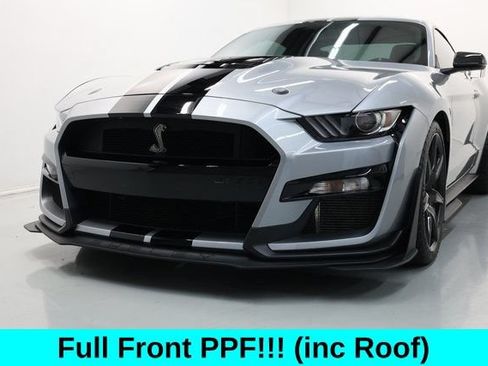 Used 2022 Ford Mustang Shelby GT500 w/ Carbon Fiber Track Pack RWD image 6