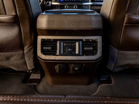 Used 2023 Ford F250 King Ranch w/ Chrome Package image 32