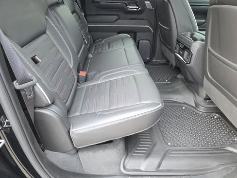 Used 2022 GMC Sierra 1500 AT4X image 27