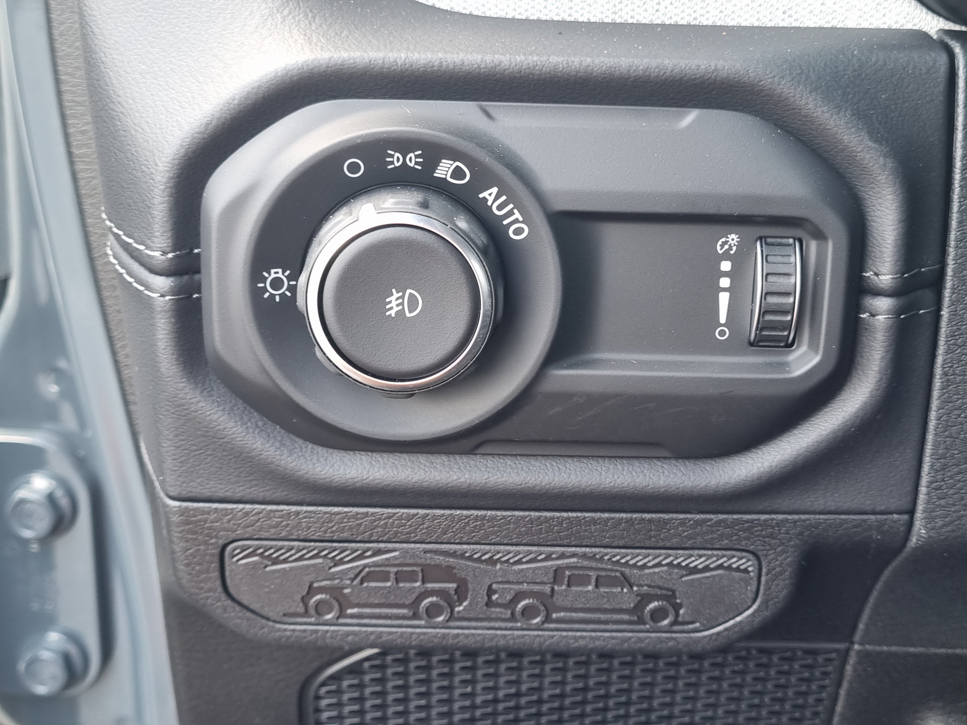 New 2026 Jeep Wrangler Unlimited Sahara AWD/4WD image 22