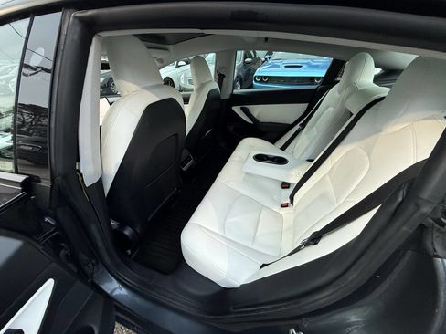 Used 2021 Tesla Model 3 Long Range image 13