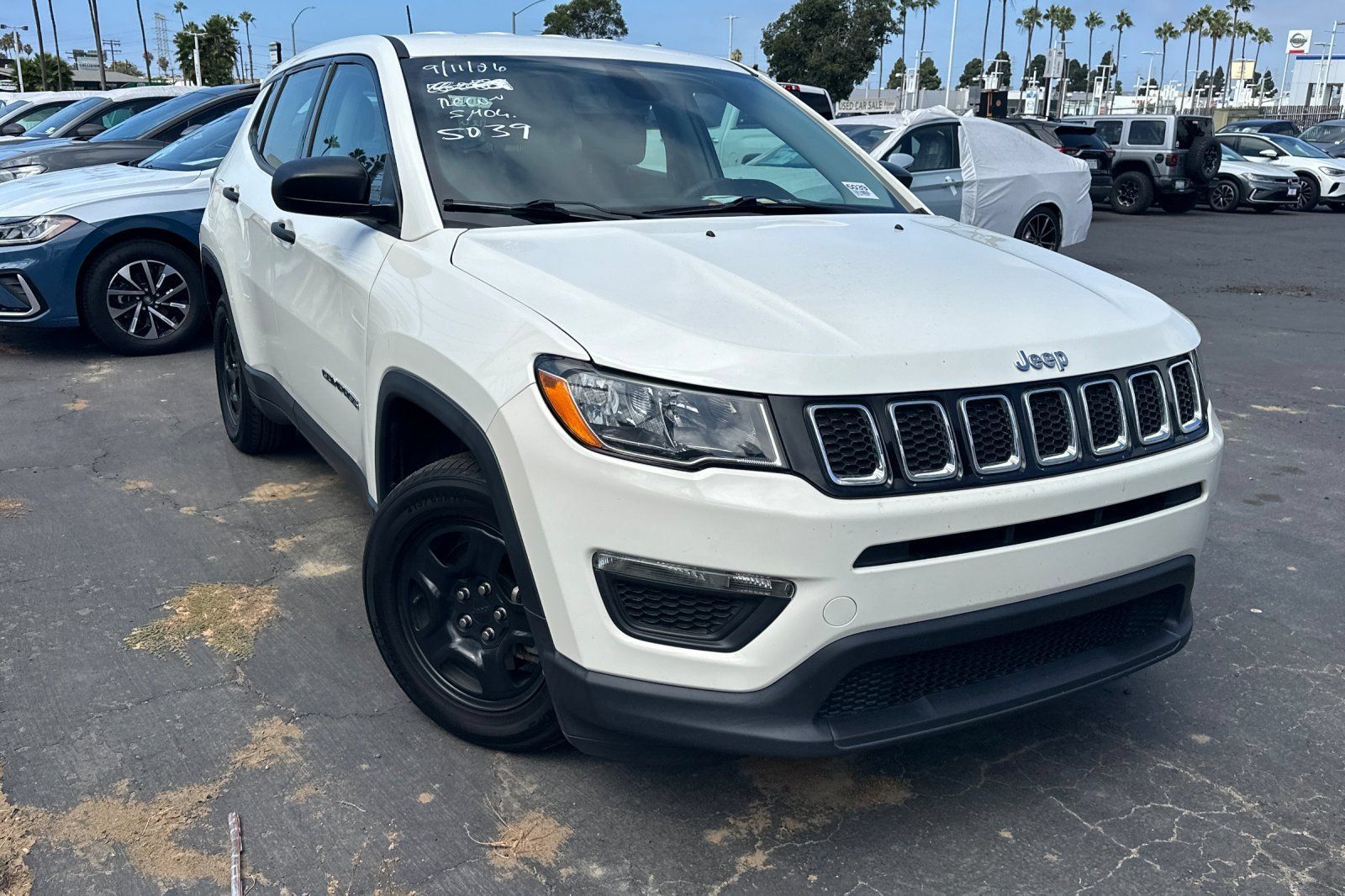 Used 2020 Jeep Compass Sport FWD image 2