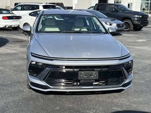 Used 2024 Hyundai Sonata SEL FWD image 8