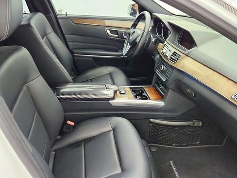 Used 2016 Mercedes-Benz E 350 Sedan image 24