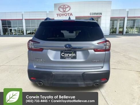 Used 2024 Subaru Ascent Premium w/ Convenience Package image 4