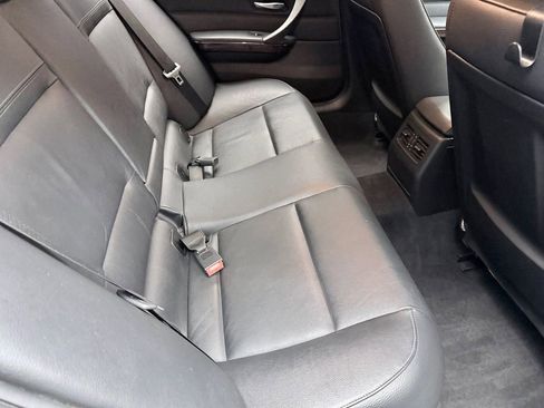 Used 2011 BMW 328i xDrive Sedan AWD/4WD image 13
