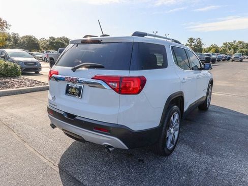 Used 2017 GMC Acadia SLT FWD image 9