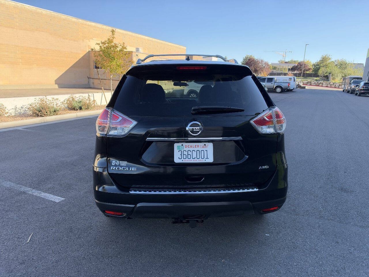 Used 2016 Nissan Rogue S w/ Appearance Package AWD/4WD image 6