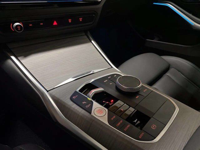 Used 2026 BMW 330i xDrive Sedan AWD/4WD image 54