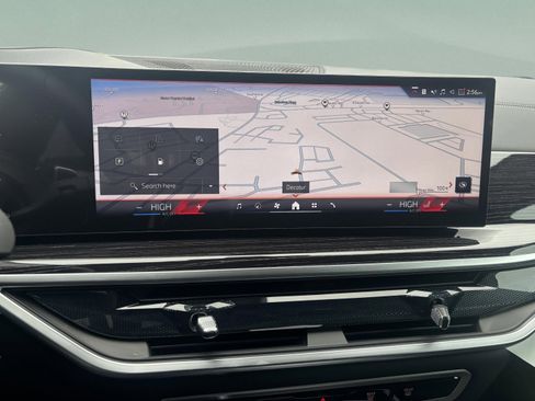 Used 2026 BMW X5 xDrive40i w/ M Sport Package image 15