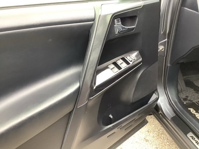 Used 2017 Toyota RAV4 SE w/ Power Extra Value Package AWD/4WD image 15