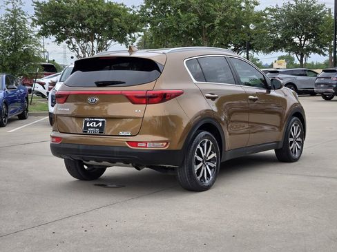 Used 2017 Kia Sportage EX FWD image 4