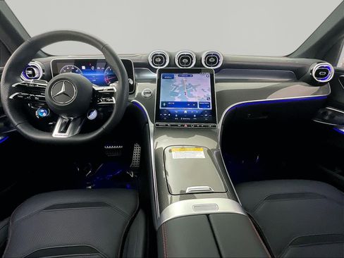 Certified 2025 Mercedes-Benz GLC 43 AMG 4MATIC image 7