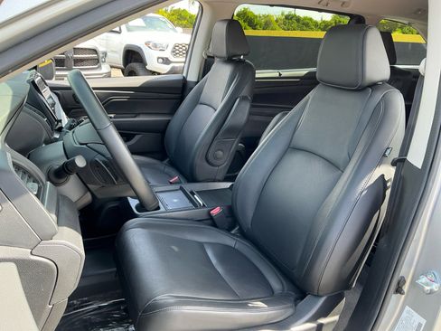 Used 2025 Honda Odyssey EX-L image 18