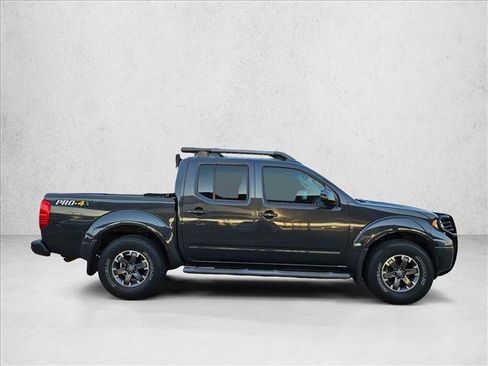 Used 2015 Nissan Frontier PRO-4X w/ Pro-4x Luxury Package AWD/4WD image 4