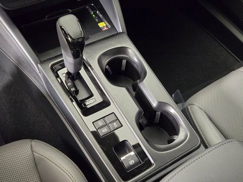 New 2026 Subaru Outback Limited AWD/4WD image 19