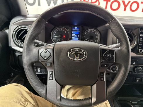 Used 2023 Toyota Tacoma TRD Off-Road AWD/4WD image 28