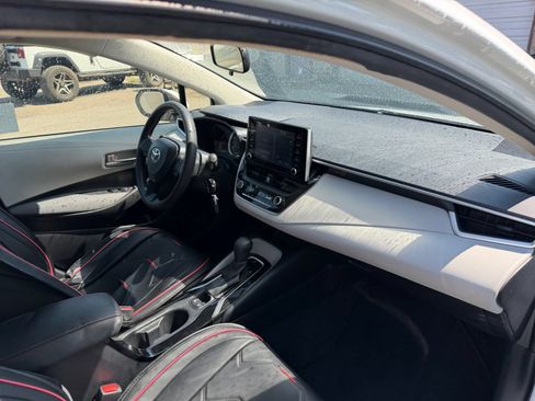 Used 2020 Toyota Corolla LE w/ Carpet Mat Package (TMS) FWD image 16