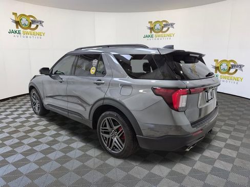 Used 2025 Ford Explorer ST w/ Sun And Sound Package AWD/4WD image 7