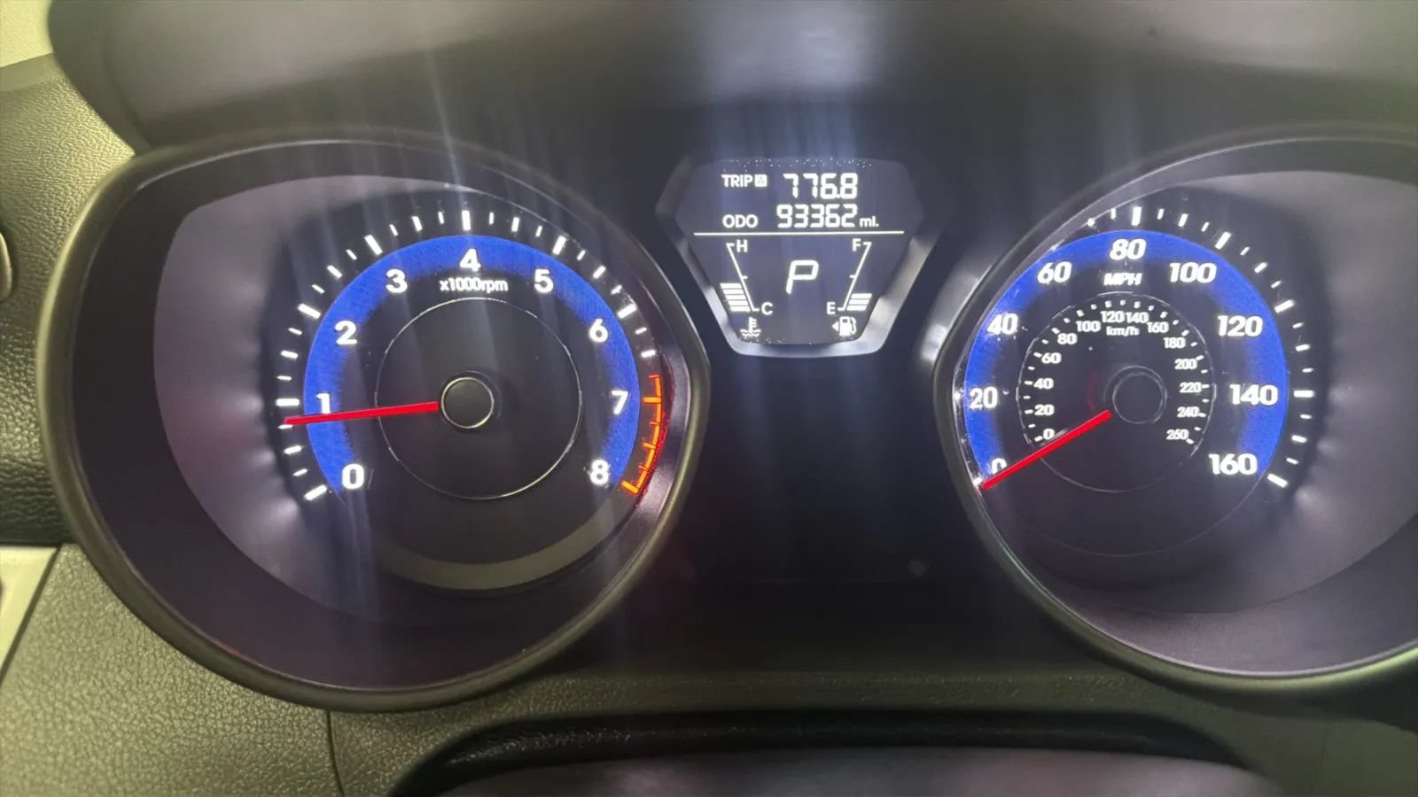 Used 2013 Hyundai Elantra GLS w/ Preferred Pkg FWD image 11
