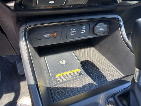 Used 2024 Honda CR-V EX-L image 19