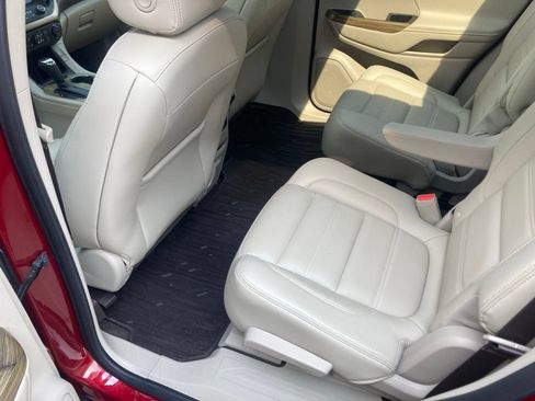 Certified 2019 GMC Acadia Denali AWD/4WD image 14
